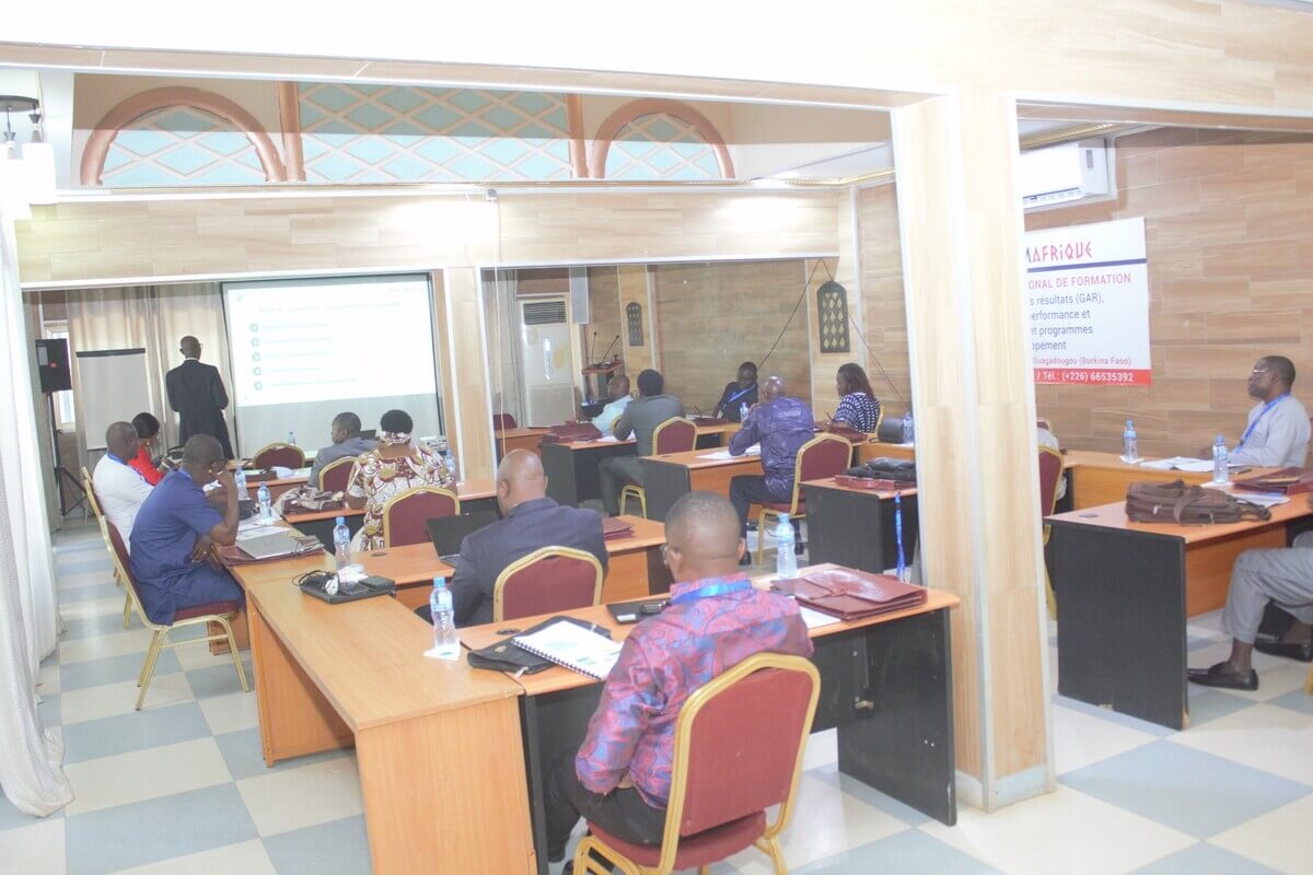Séminaire de formation ' Gestion axée sur les résultats, indicateurs de performance et suivi de projets et programmes de développement ', réalisé du 28 juillet au 1er août 2025 à Ouagadougou, au Burkina Faso